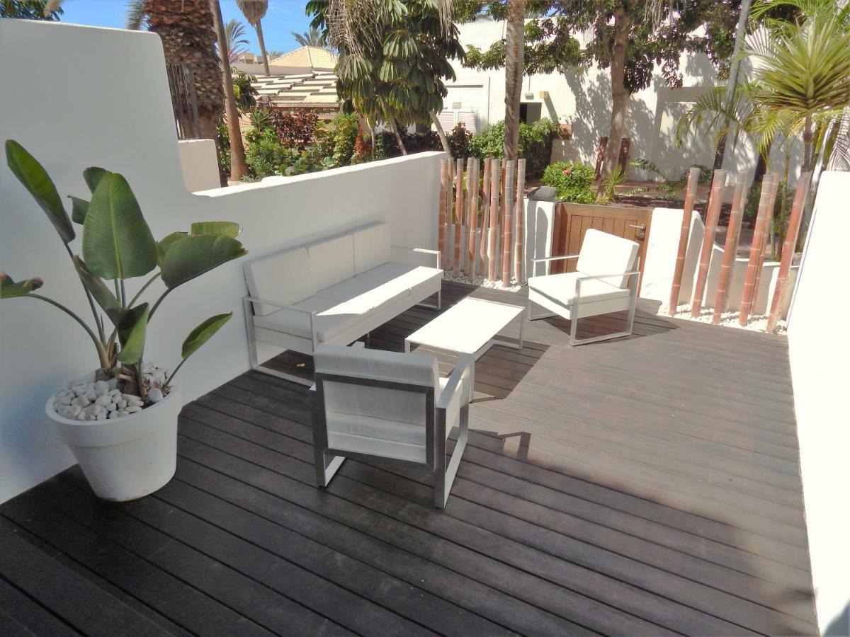 Beautiful Beachfront Playa de las Americas  Exterior photo