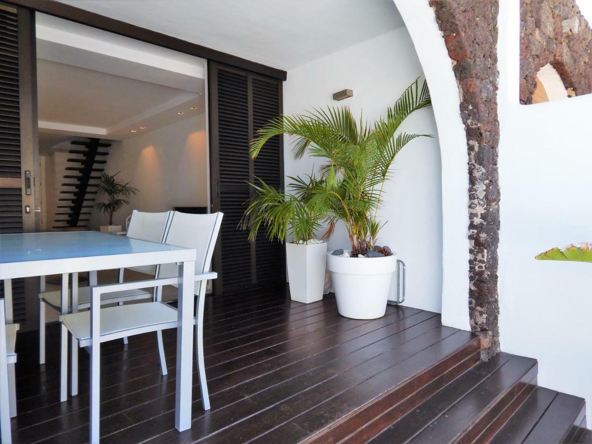 Beautiful Beachfront Playa de las Americas  Exterior photo